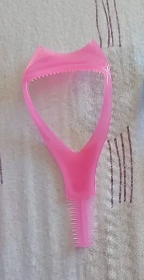 Applicator, the tool for flawless mascara application - Image 8