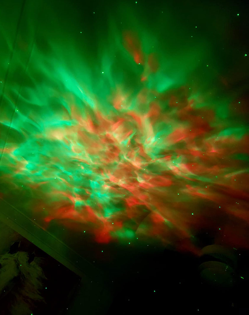 AstronautLamp, a night projector with a galaxy effect and LED light - Image 3