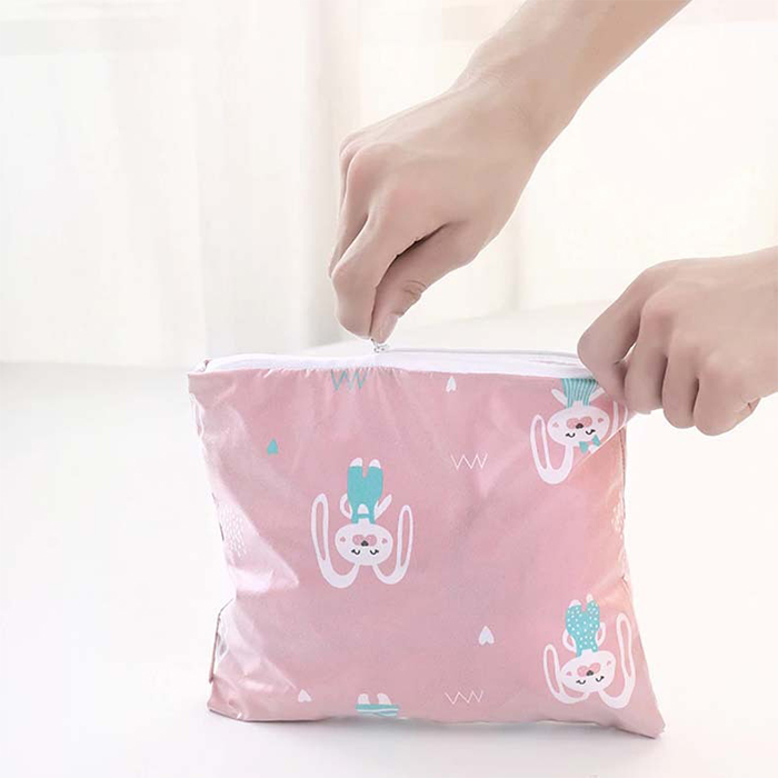 BabySleeve, waterproof bib with sleeves to protect against stains - Image 4