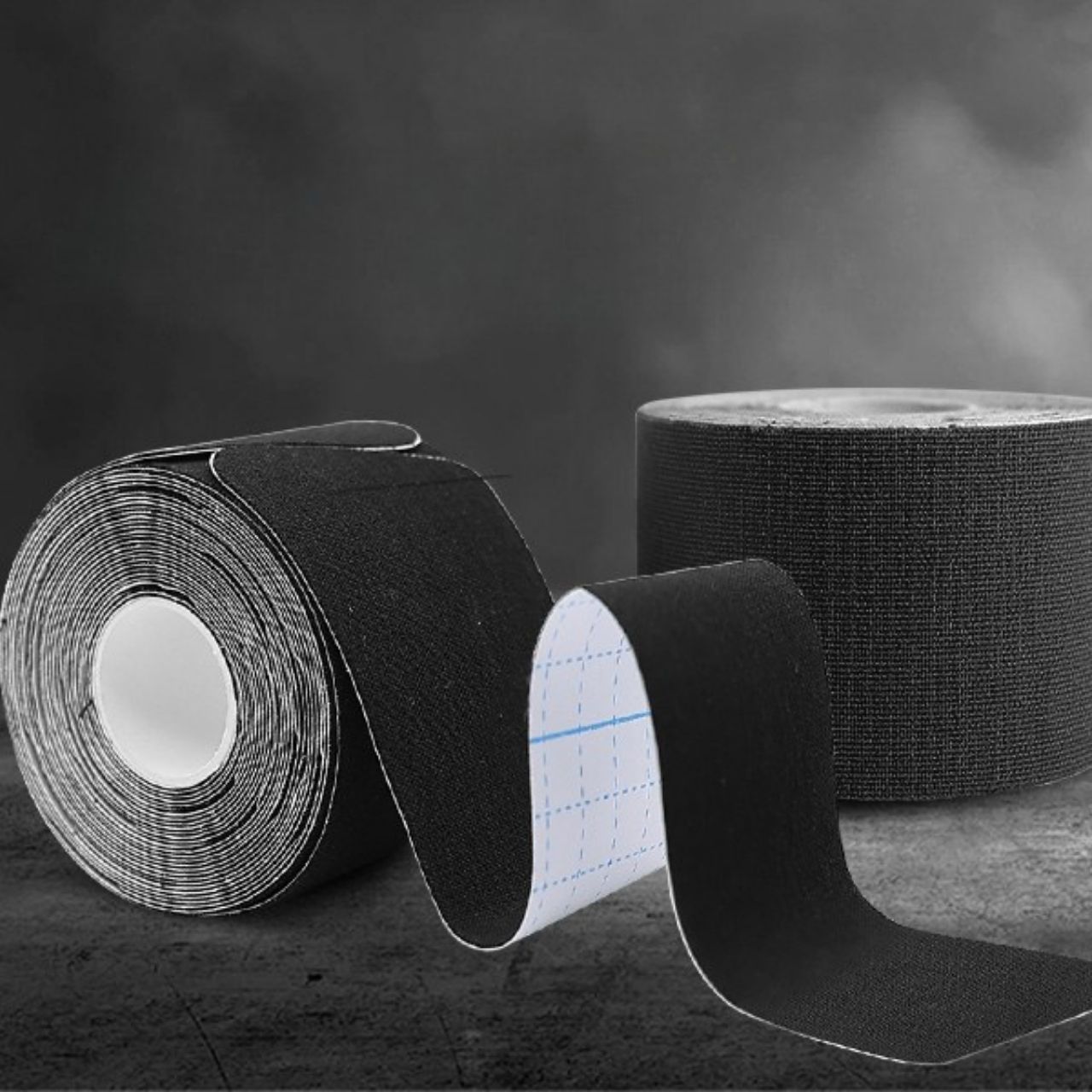 The straps are made of a skin-friendly material that is breathable, non-irritating and stays in place even during intense workouts.