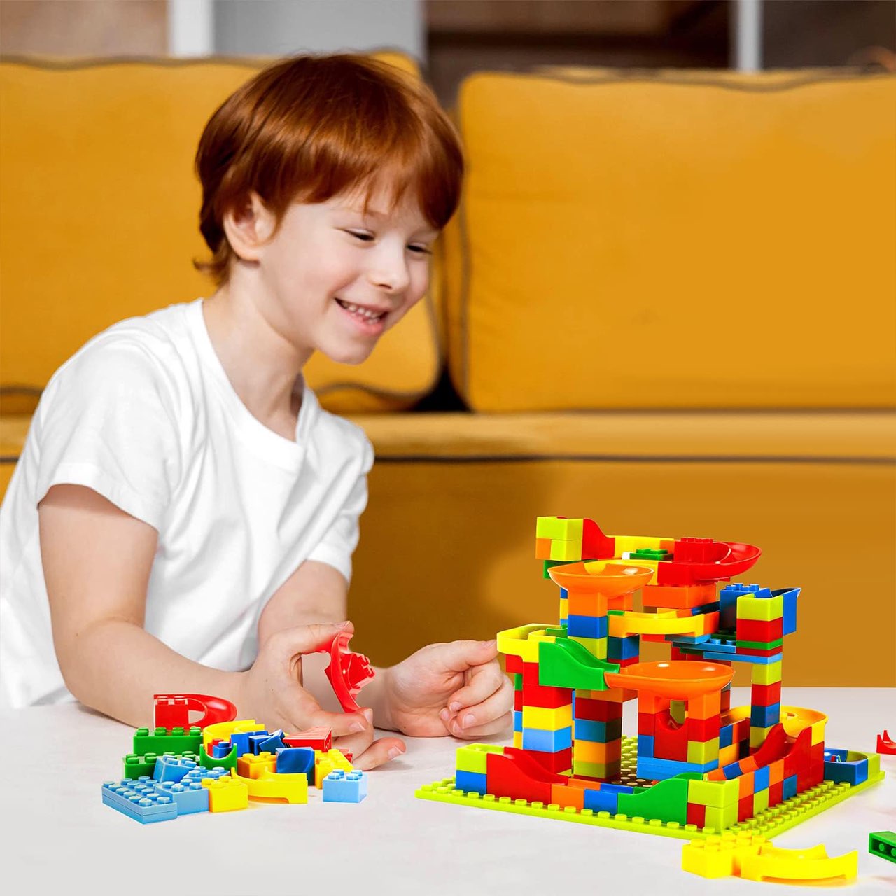 A rich set of 168 cubes for endless creativity.