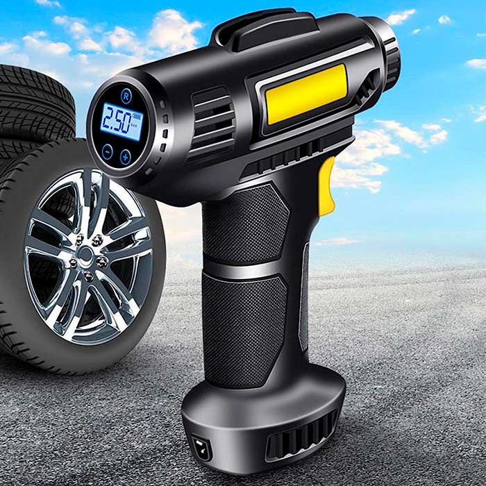 Built-in LED light for easy tyre refuelling even at night and in bad weather!