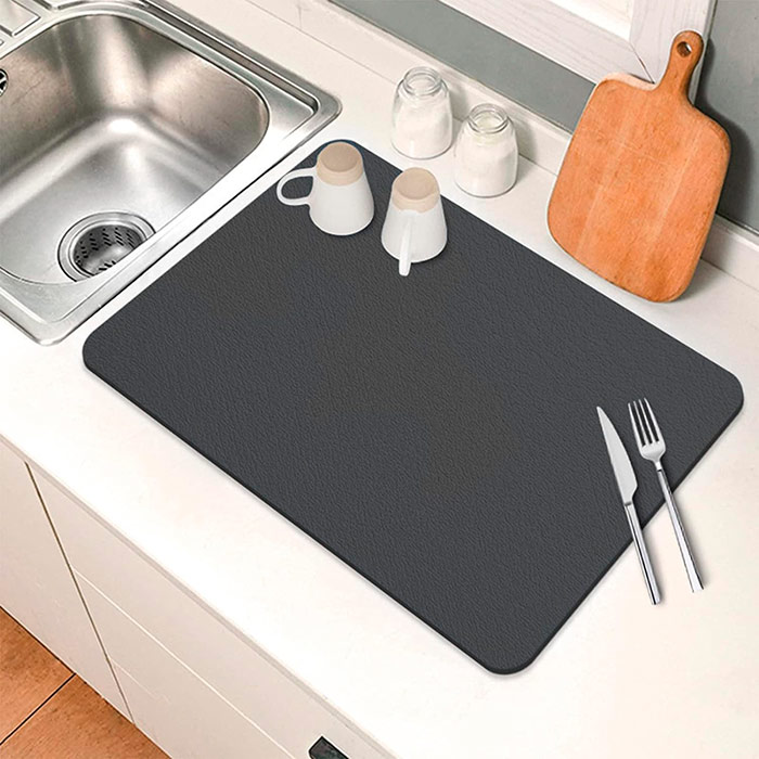 Your work surface will always be dry and spotless.