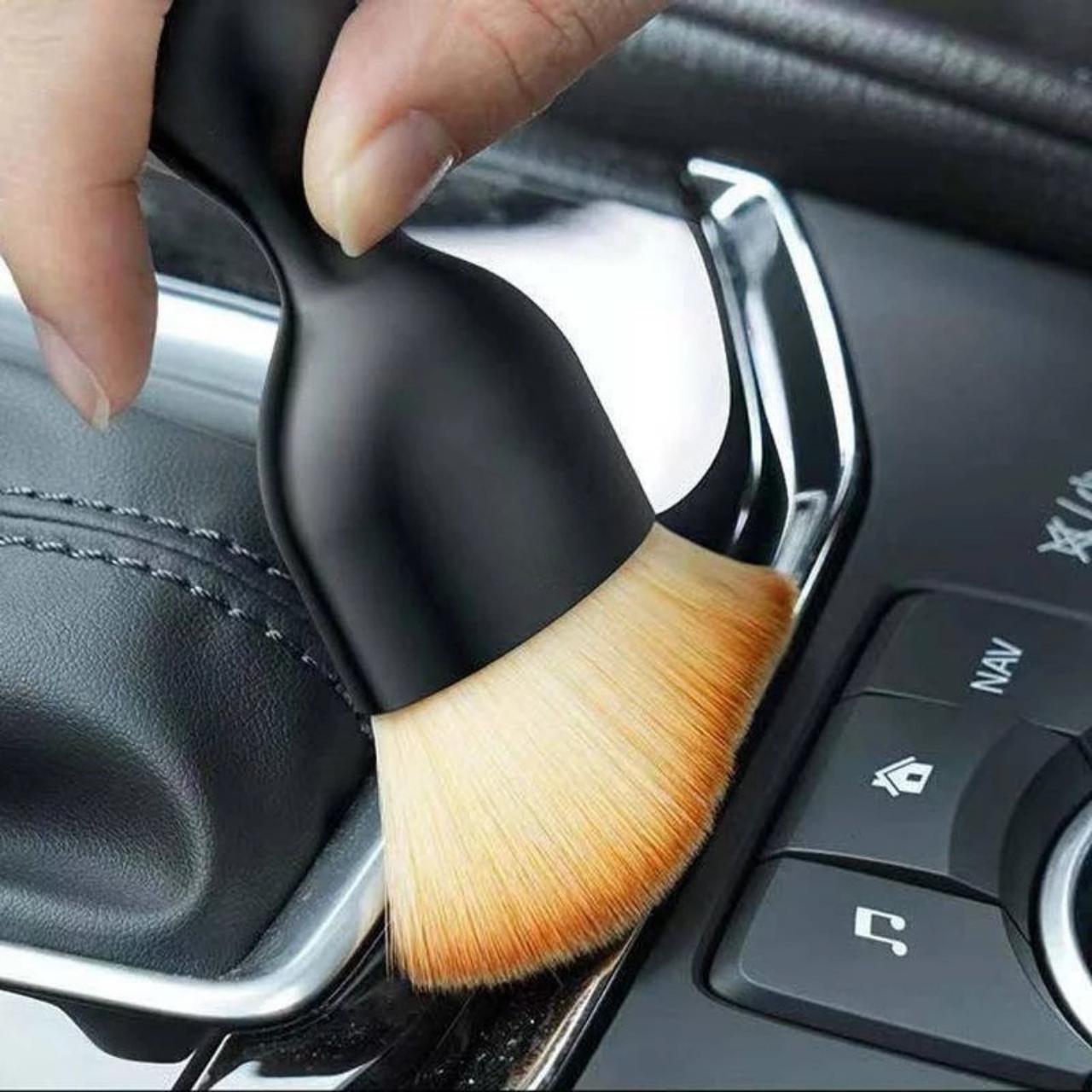 Dustco, car interior cleaning brush - Image 4