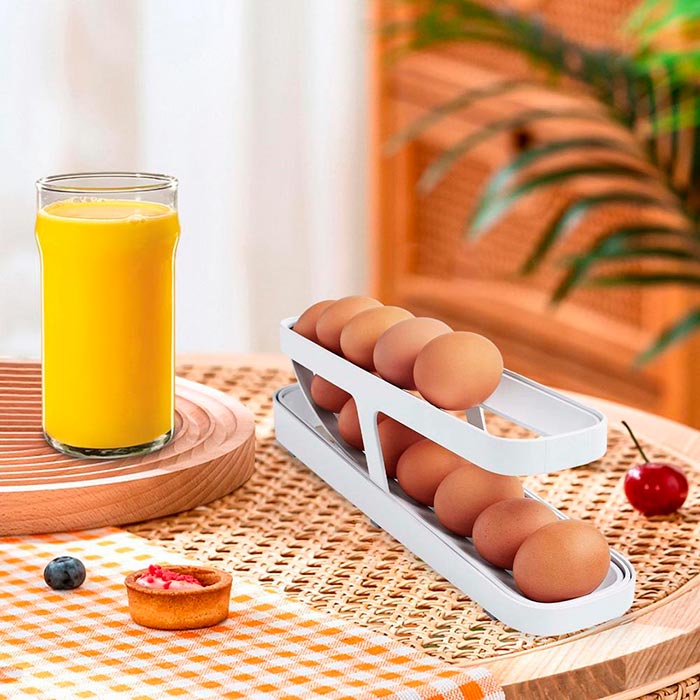 When you take one egg off the egg rack, the other eggs move forward on the inclined part!