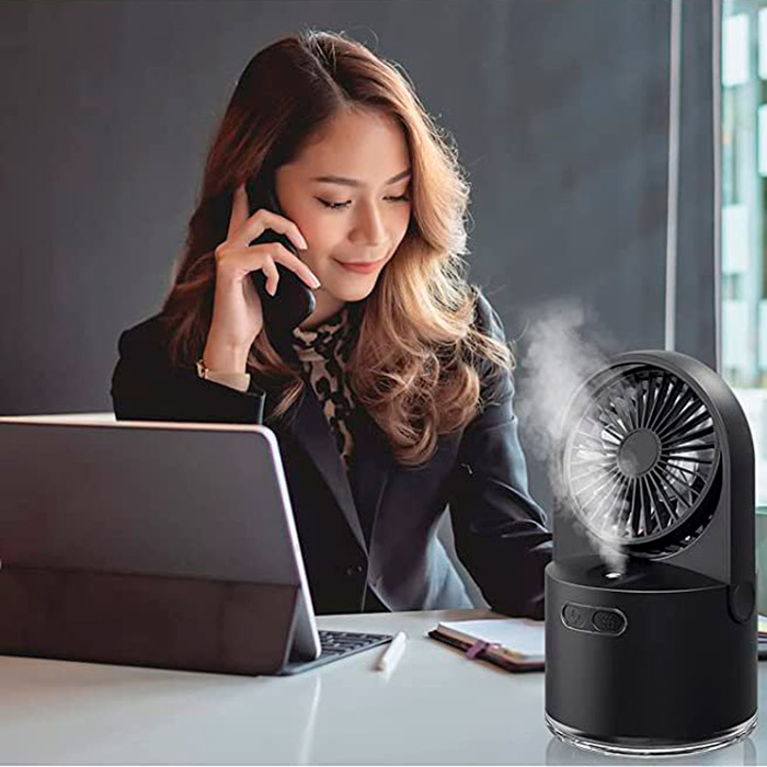 The fan has 3 different speeds (low, medium and high) and 2 spray modes (continuous and intermittent)!