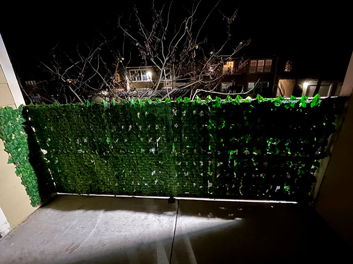 FenceLeaf, a green panel with a natural green leaf look - Image 9
