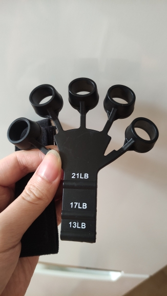 FingerStrengthener, a finger and wrist stretching and strengthening aid - Image 10