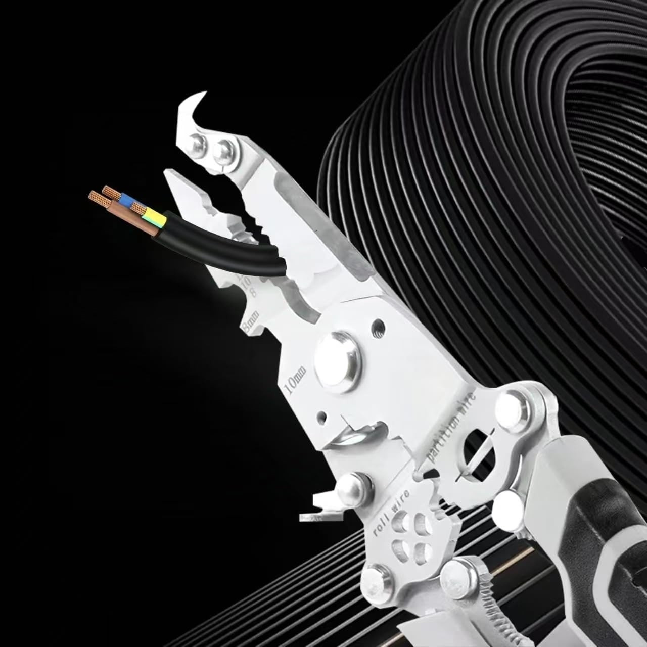 One gadget, multiple functions 18in1