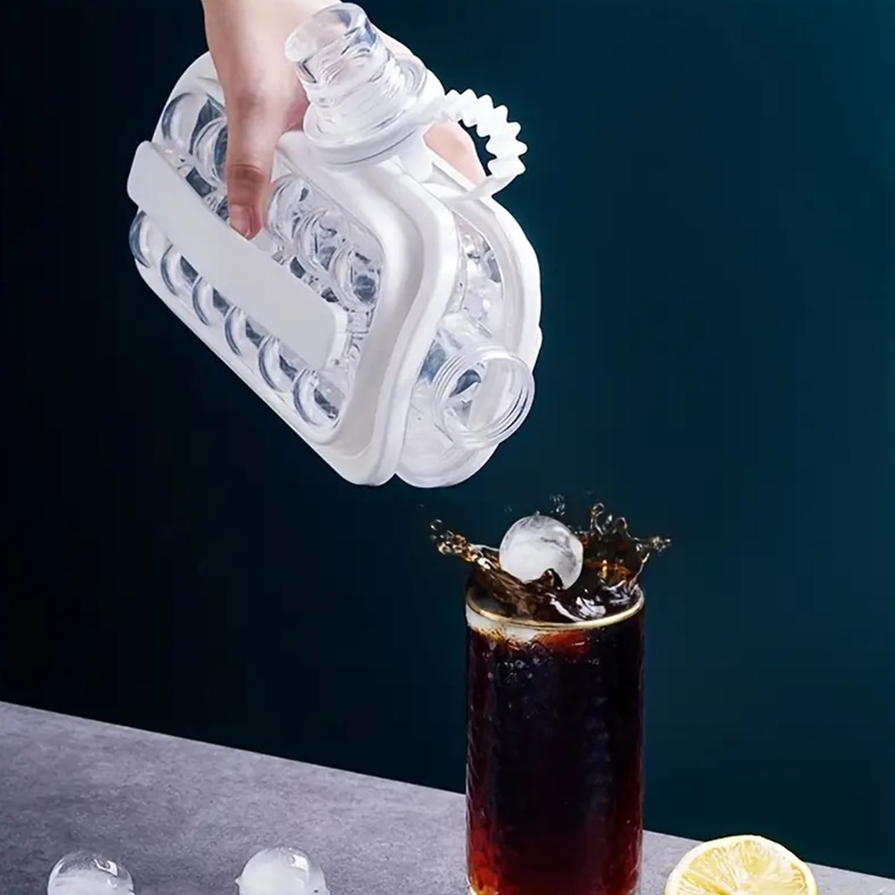Freezy, model for making ice balls - Image 7