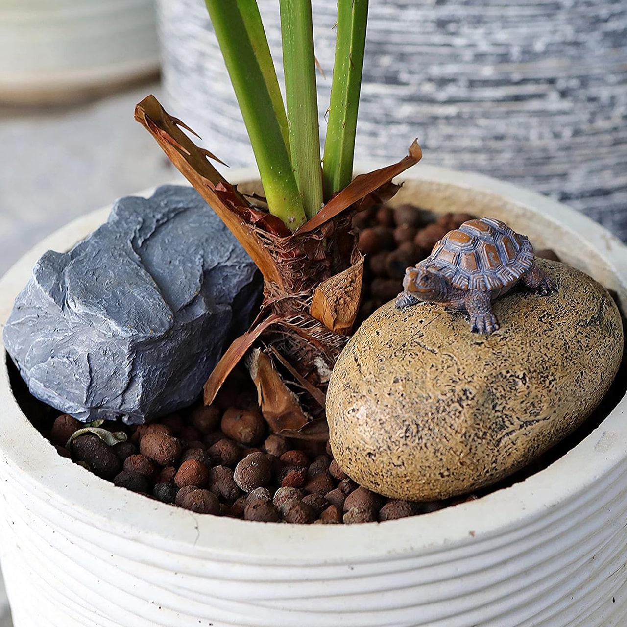 HideKey, a stone-shaped key-hiding gadget - Image 4
