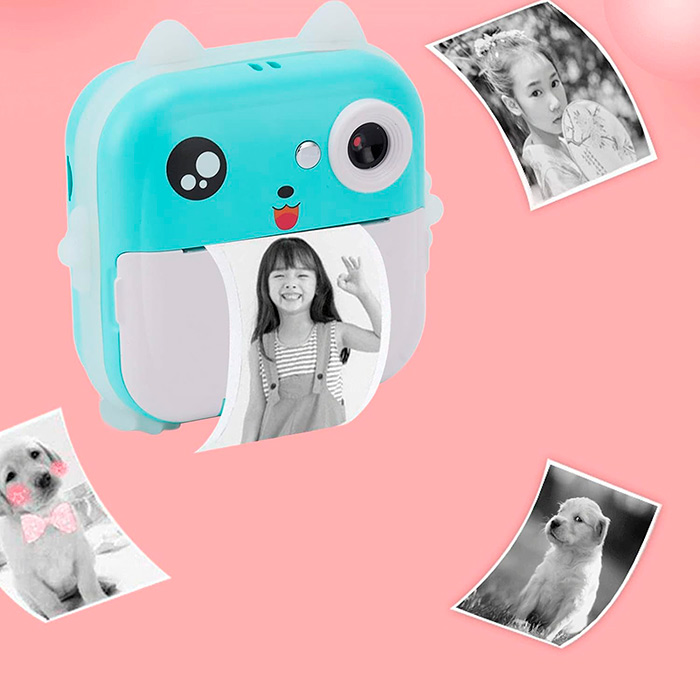 The MicroSD card allows unlimited development of your little one from a beginner to a professional photographer.