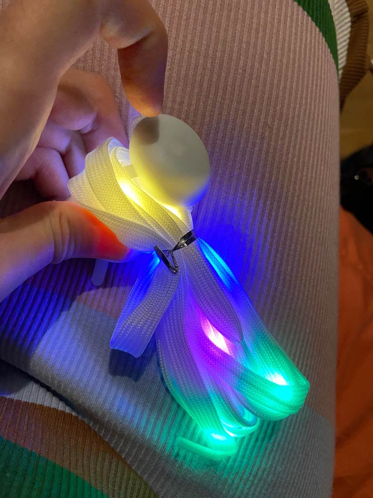 LedLaces, glittering shoelaces - white with colourful led lights - Image 5