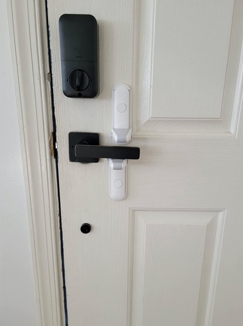 LockBlock, a security system that prevents doors from being opened - Image 10