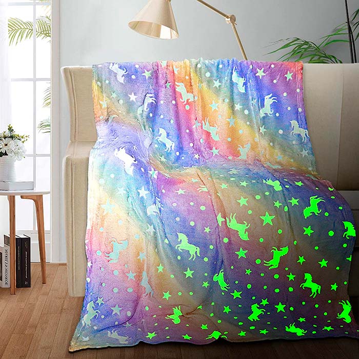 LuminousBlanket, the kids blanket that glows in the dark - Image 3