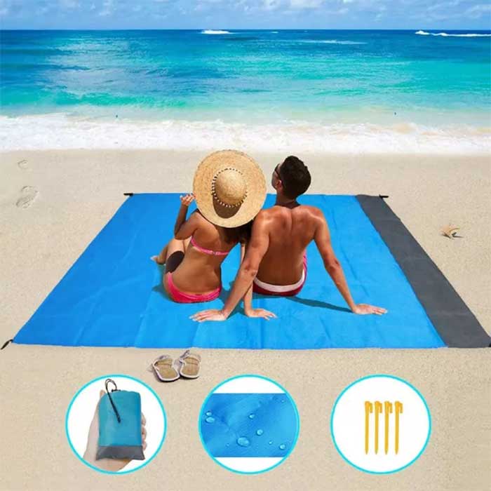 Comfortable mat for lounging in nature