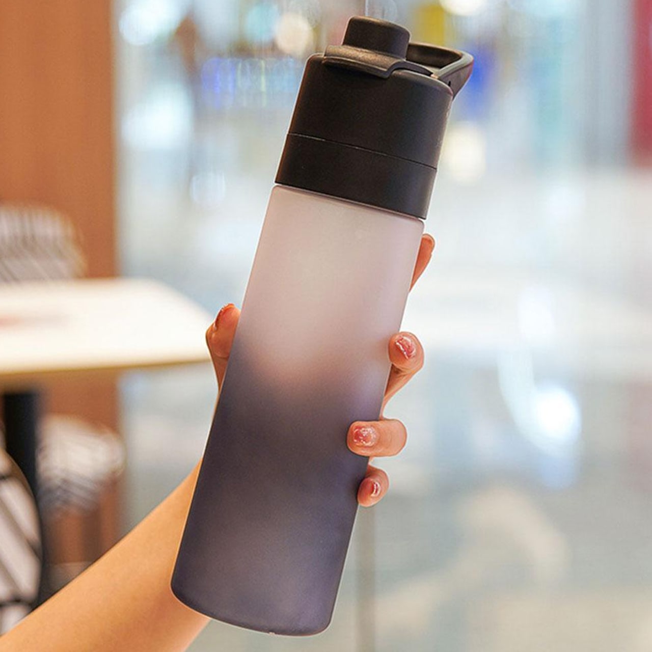 MistBottle, 2-in-1 spray water bottle - Image 3