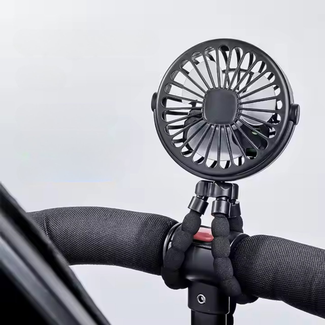 Octy, mini fan with flexible stand - Image 9