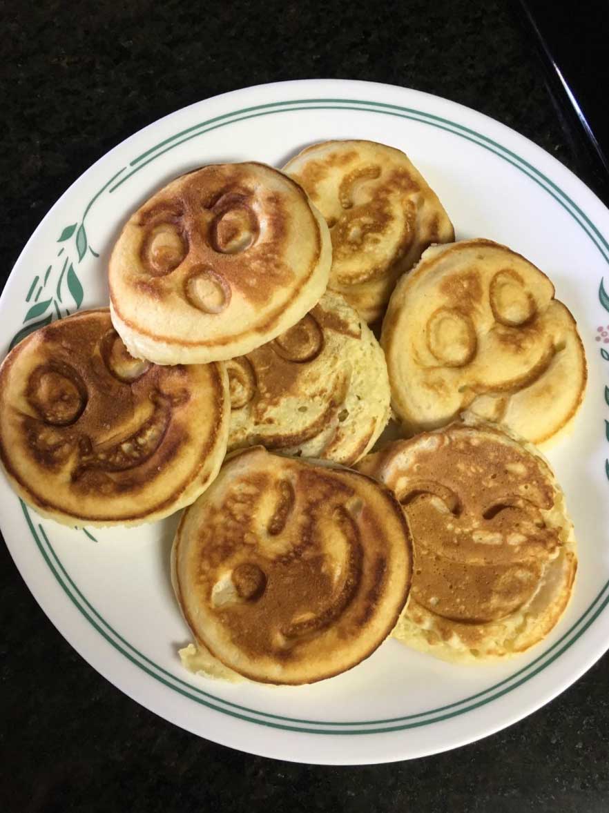 PancakePan, the smiley pancake pan - Image 10