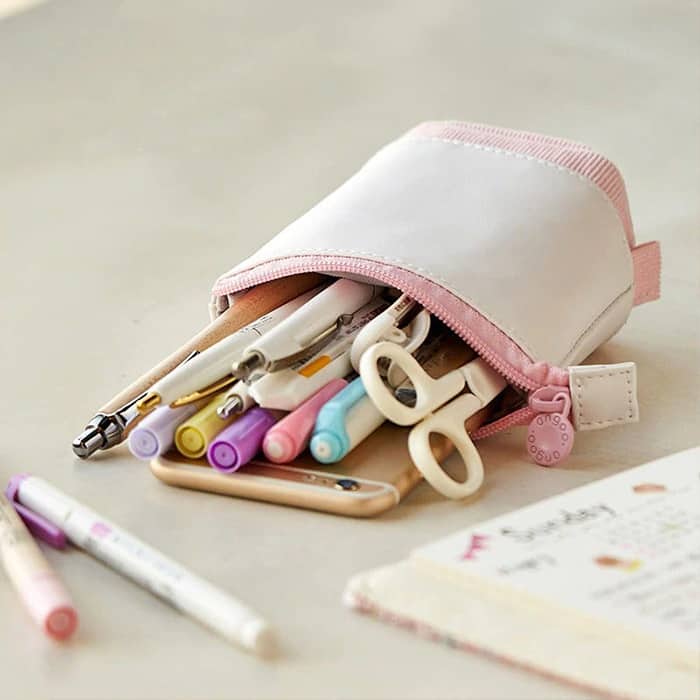 PopUpCase, a freestanding pen with pull-out design - Image 6
