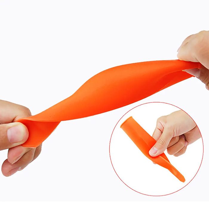 You get 6 silicone ice cream moulds in the pack!