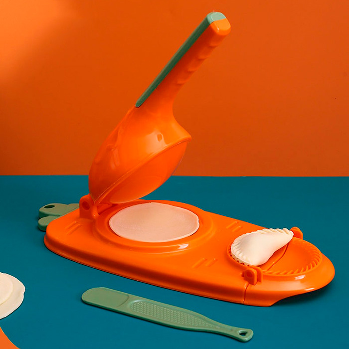 The wrapper model offers 2 functions in 1 product - it rolls out a ball of dough and forms a wrap that looks great too!
