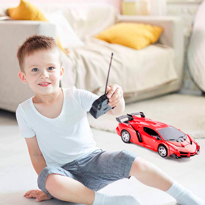 RoboAuto, a car that turns into a robot - Image 4