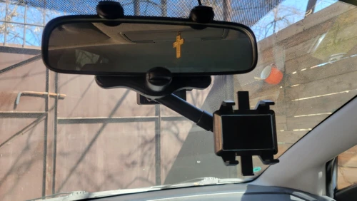 RotatableCarHolder, a 360-degree phone holder that can be mounted on the rear-view mirror - Image 3