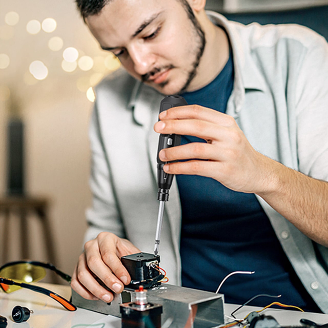 Screwy, electric screwdriver - Image 9