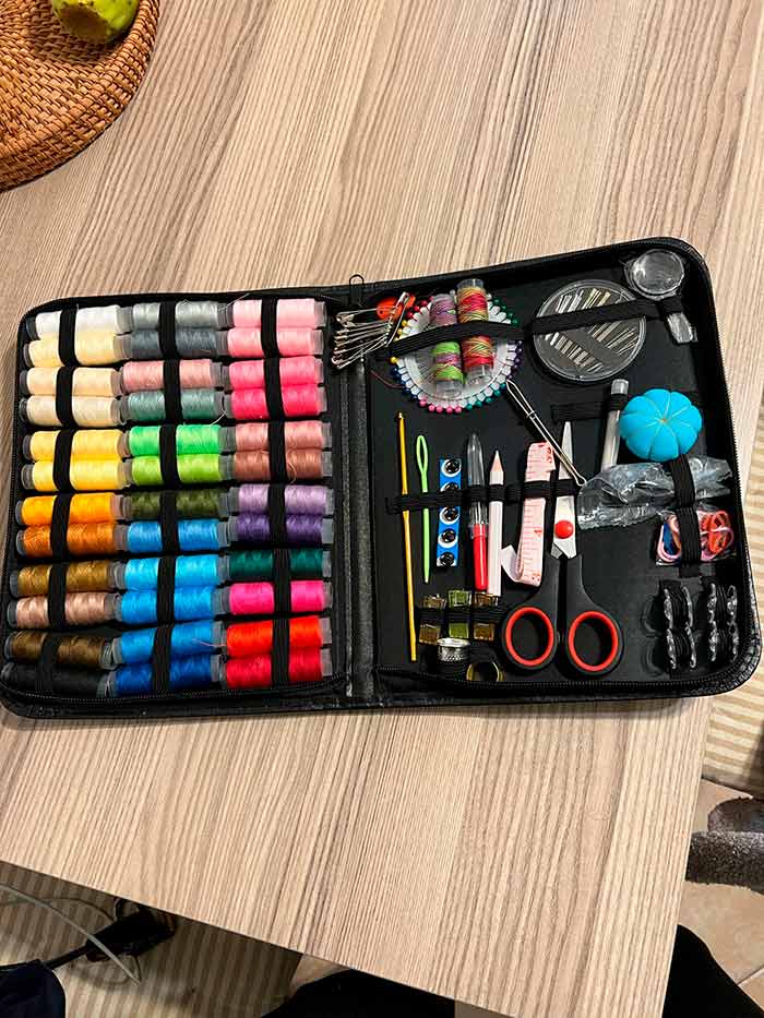 SewingKit, 183-piece sewing kit - Image 9