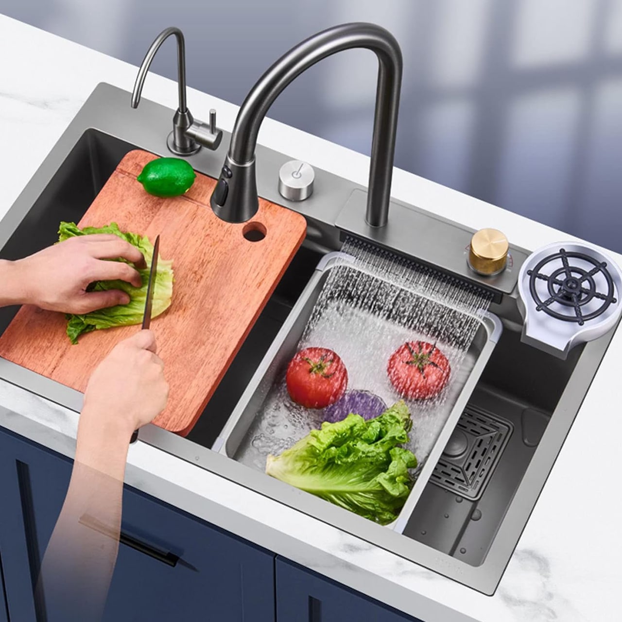 The sink has many built-in features!