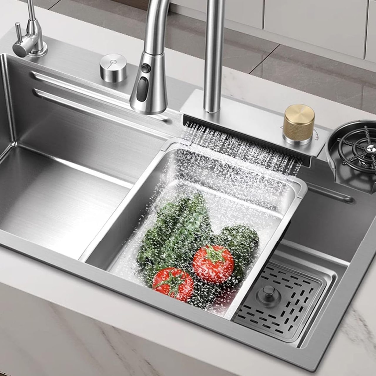 Useful accessories added to a multifunctional kitchen sink!