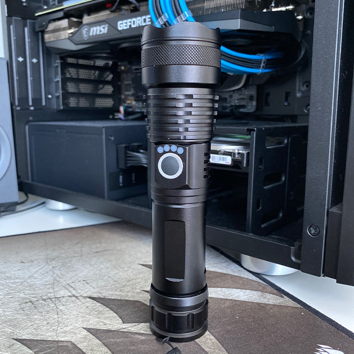 SmartLightPro, waterproof LED pocket flashlight - Image 4