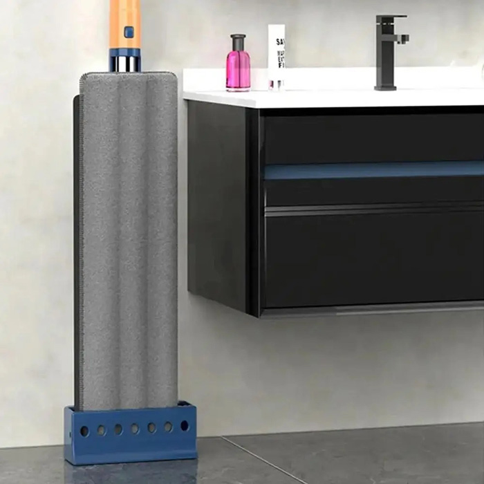 With an ergonomically designed handle and an innovative wringing system, the SqueezeMop ensures comfortable and effortless cleaning.