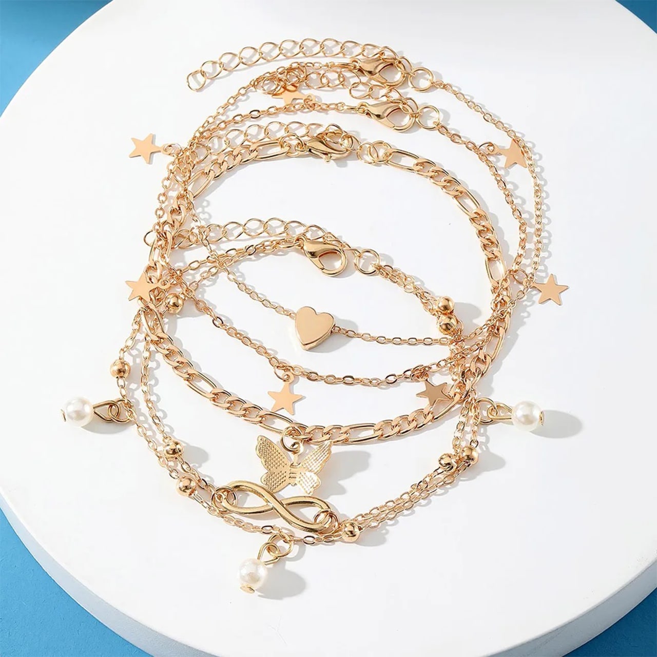 An elegant gold colour that goes with a variety of styles.