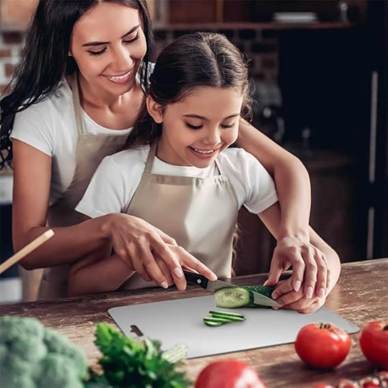 TitanBoard, the versatile food cutting board - Image 5