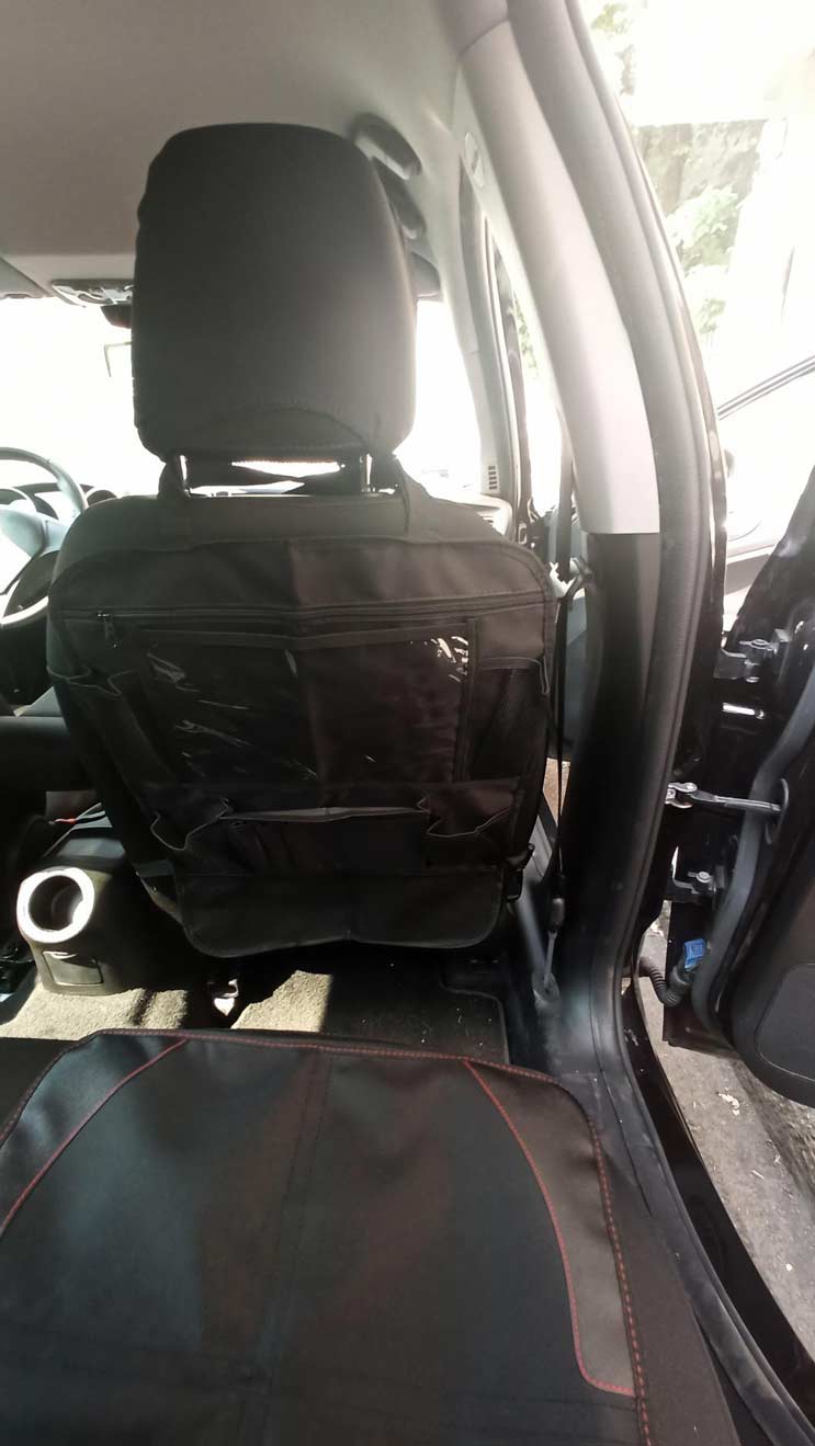 Built-in tablet holder